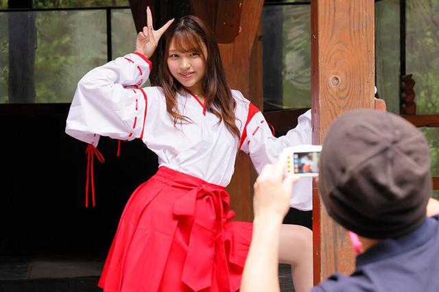 野外撮影会痴●人気コスプレイヤーの弱みに付け込んでセクハラ羞恥写真撮影 強●透け乳首＆無理やり大量中出し追い撃ちアクメ サンプル画像 6