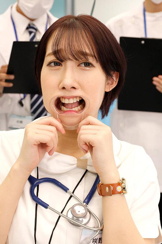 羞恥！病棟配属前健康診断立ち仕事でムチくなった尻と太ももをわし掴みにされ、尻穴・膣穴・体中の穴を好き放題に検査される看護学校卒業直後の新任ナースたち！院内感染は許さない！ サンプル画像 17
