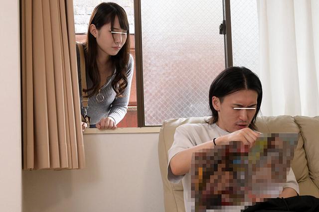幼なじみの嫉妬エロ！私だけを見て！興奮して！勃起して！ 僕のことを好きすぎて、他の女を見てると激おこ！でもすぐにイチャラブエッチできるから許す！ サンプル画像 1
