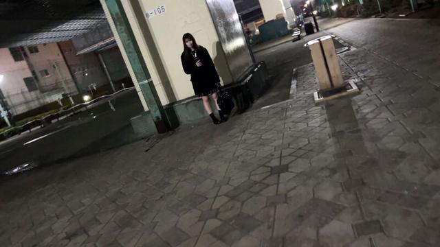 【コスハメ】小悪魔的美少女の桃尻の痙攣昇天ハメ撮り中出し 末広純 サンプル画像 1