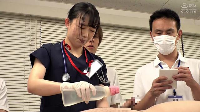 羞恥！生徒同士が男女とも全裸献体になって実技指導を行う質の高い授業を実施する看護実習2023～看護基礎実習（清拭・採尿・陰部洗浄）編～ 篠宮花音 サンプル画像 3