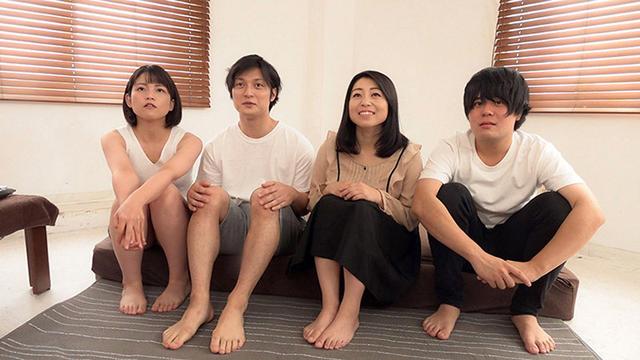 Flying Bitch 完全に振り切ってるAV女優のSEXドキュメンタリー＃1 全性愛 パンセクシャルの性欲絶倫女子大生 柏木あみ サンプル画像 11