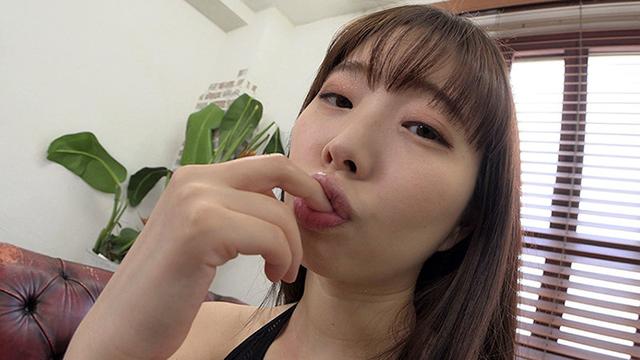 口の中の感触をじっくりと味わう、優しいスロ～フェラチオ サンプル画像 8