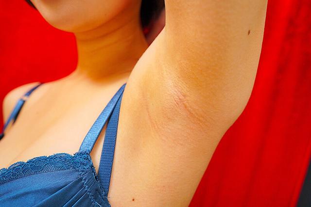 ワキで感じる女たち サンプル画像 18
