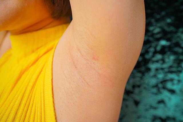 ワキで感じる女たち サンプル画像 4