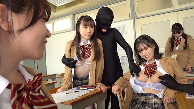 乳首いじりが日常生活に溶け込んだ世界で、いじられていることには気づかないまま、乳首イキしてしまう女子〇生の日常的敏感乳首学園 サンプル画像 5
