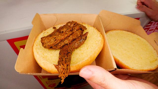 脱糞ファーストフード 臭いけどやみつきに！糞バーガーはいかがですか？ サンプル画像 10