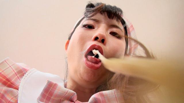 世界一接客態度が悪い脱糞カフェ 前多まこ サンプル画像 11