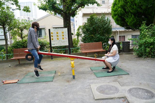 顔はカ○パン 体はパンパン アソコはパイパン 餅田ササピリカ サンプル画像 9
