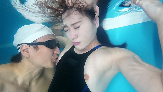 【FANZA限定！】本物シンクロ選手の水泳SEX！ 朝日芹奈 サンプル画像 14