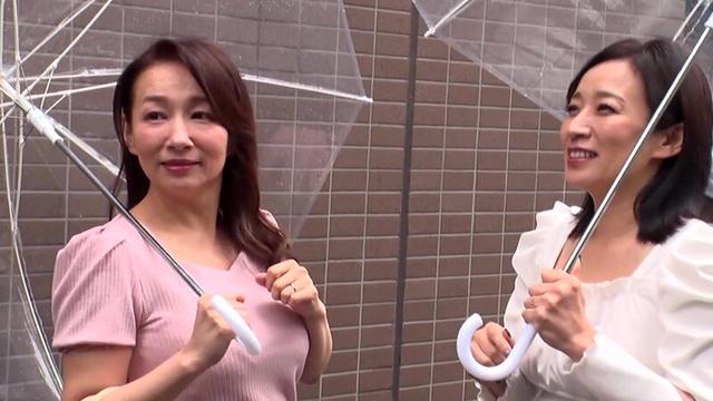 素人ナンパ中出し！！ 美熟妻姉妹編 12 サンプル画像 1