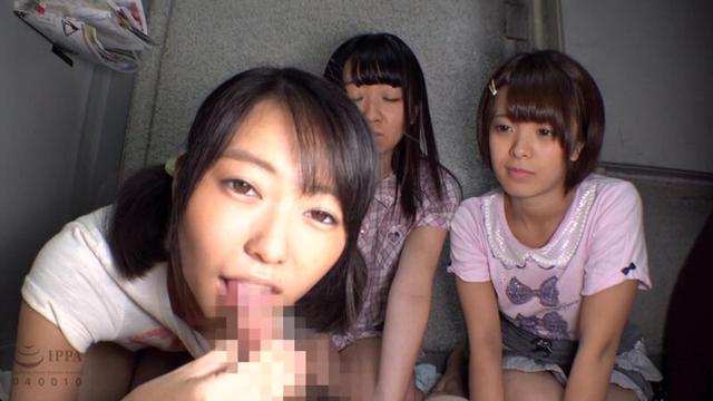 IBW厳選 区営団地の美少女を猥褻するオジサンの記録映像集4時間 サンプル画像 10