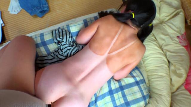 日焼け跡の残るパイパンロ○ータ●●中出し●● あゆ サンプル画像 18