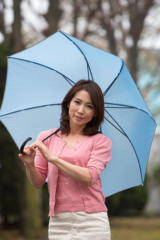 もしも…母親が出演するアダルトビデオがあったら… サンプル画像 1