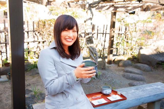 今夜妻が浮気します 人妻夜●いツアー 篠田ゆう 水野朝陽 早川瑞希…他 全10人5時間 サンプル画像 1
