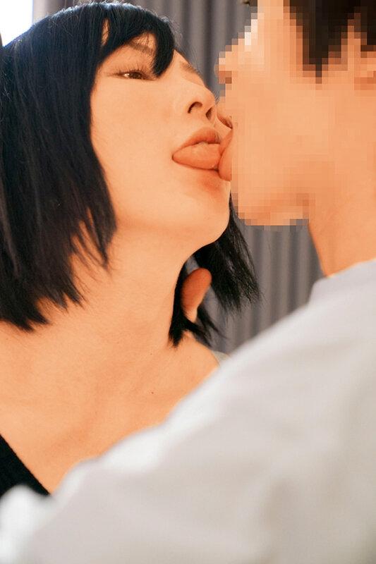 【過去最強に興奮したSEX】ギャル人妻ナンパ！！ 気が強い女はアルコール入れるとマ〇コビシャビシャにしてチ〇ポを欲しがる淫乱女になり下がります。10人4時間 サンプル画像 17