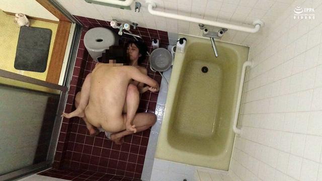 ちっぱい女子○生 言いなり口内射精と中出し2連発 渚まみ サンプル画像 10