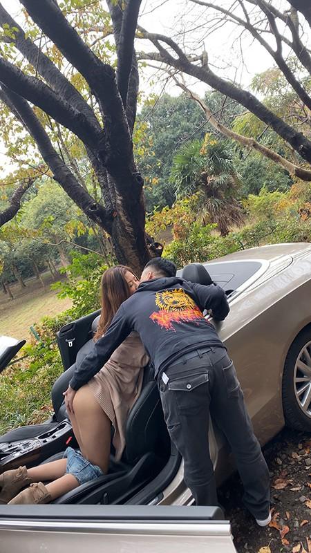 オープンカーセックスドライブ さとう白音 23歳 サンプル画像 3