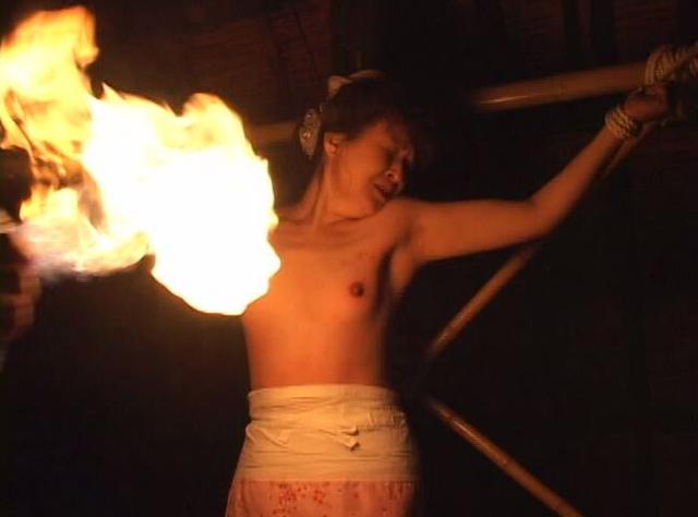 熟女M奴 過激な責めにすすり泣く サンプル画像 5