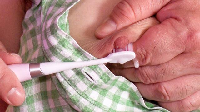 奥様母乳搾り面接～綾川ふみ（29歳） サンプル画像 15