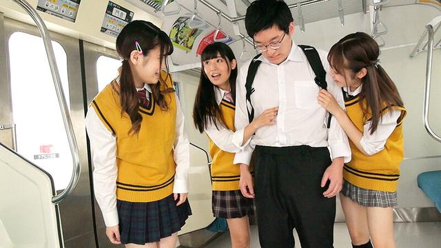 CFNM 乳首弄られハーレム学園 サンプル画像 16