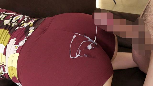 ぷりぷりショートパンツの尻にザーメンぶっかけ！！ サンプル画像 8