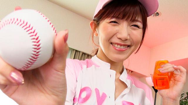 フォークボールの握りで亀頭挟んでこねくりまわす！ナックルボール投げるように爪立てて睾丸刺激する！！野球女子のスパルタ男性器鍛錬回春サロン サンプル画像 4