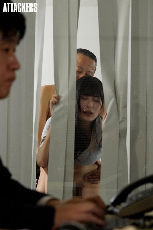 唾液が混じり合う密室接吻社長室 伊藤聖夏 サンプル画像 6