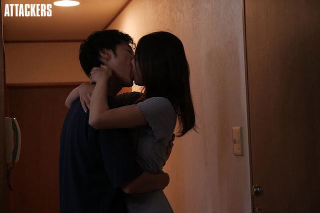 私は義理の息子とセックスしています。 夏目彩春 サンプル画像 8