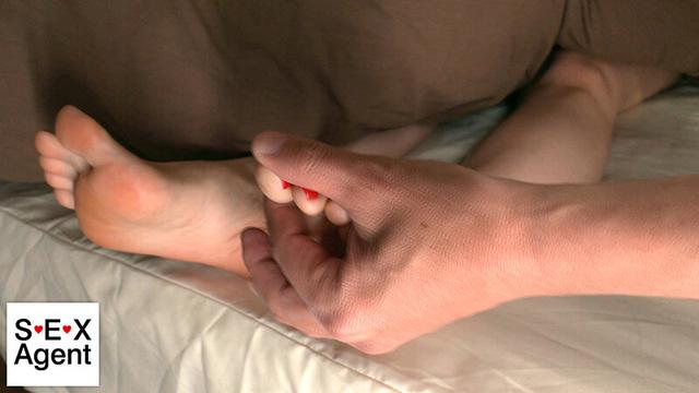 闇夜の不法侵入→女子の寝所へ忍んで痴●行為→強●射精 サンプル画像 16