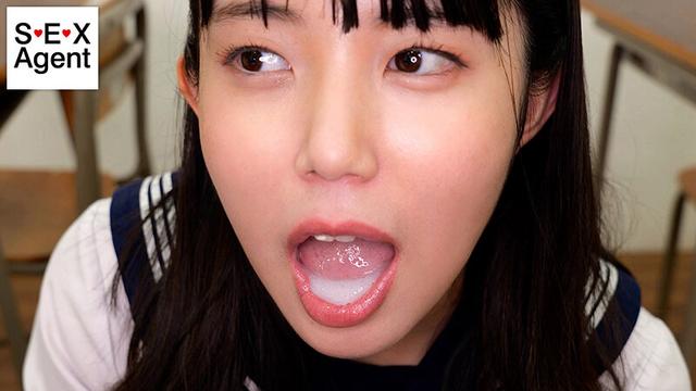 精子を口に入れたまま射精させる口内2連射フェラチオ サンプル画像 12