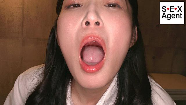 精子を口に入れたまま射精させる口内2連射フェラチオ サンプル画像 5