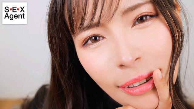 顔で抜く！！顔面ドアップガン見手コキ サンプル画像 1