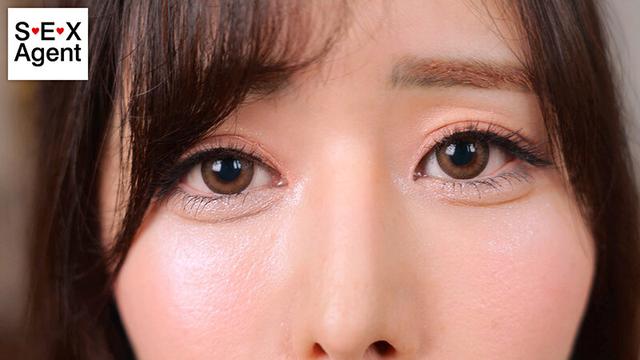 顔で抜く！！顔面ドアップガン見手コキ サンプル画像 20