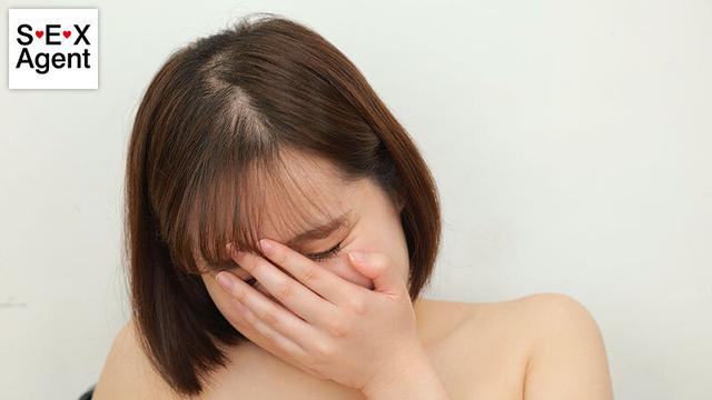 ただ恥ずかしそうに感じてる女の顔だけで抜く サンプル画像 17