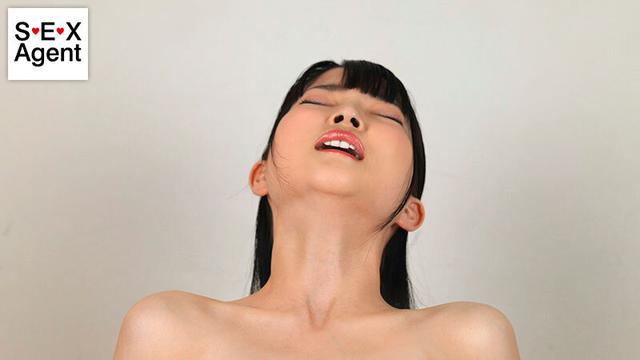 ただ恥ずかしそうに感じてる女の顔だけで抜く サンプル画像 4