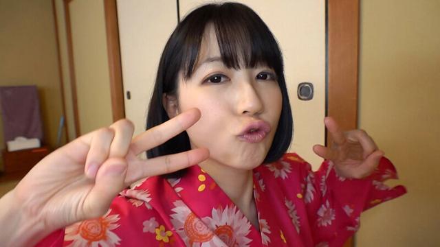 透明感抜群スレンダー美白のロケットオッパイお姉さん サンプル画像 9