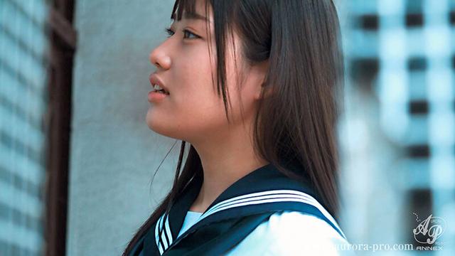 「私、引きこもりの同級生とその家族の人たちに凌●され種付けされ続けるの…そう、これから毎日…」悲劇の孕ませ姦淫…マゾ開花する女学生 天沢りん サンプル画像 3