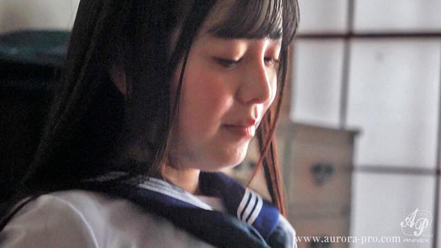 「オッパイを滅茶苦茶にされたいの…おじさん…」中年チ〇ポ偏愛巨乳女学生 ひとり留守番中に近所のオジサン達に悪戯されて…淫乱中出し孕ませ懐妊 先生もクラスメイトも知らない本当の私… 月見若葉 サンプル画像 2