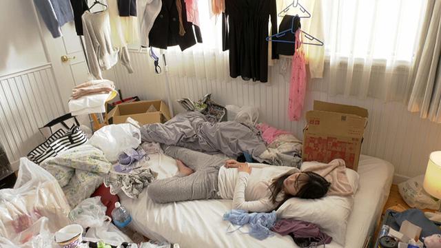 汚部屋レズ ～匂います？お風呂キャンセル女子の汚部屋レズ誘惑～ サンプル画像 8