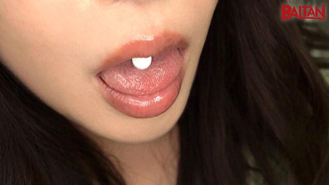 怪しい媚薬治験アルバイト～地味子ちゃんが媚薬でドスケベな本性大暴走！～ 望月りさ サンプル画像 2