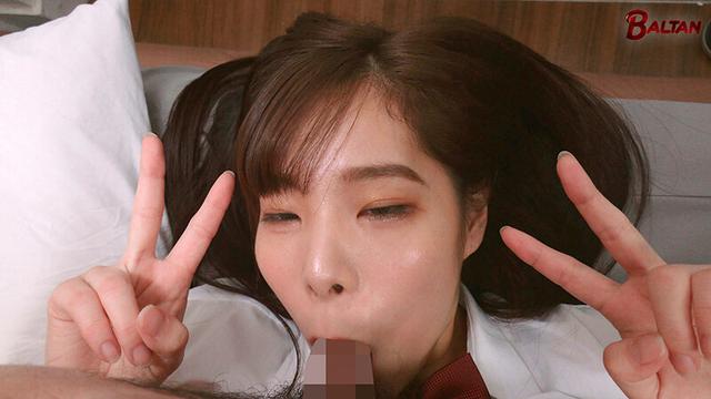 じーっと見つめ合う 完全主観フェラ手コキ サンプル画像 19