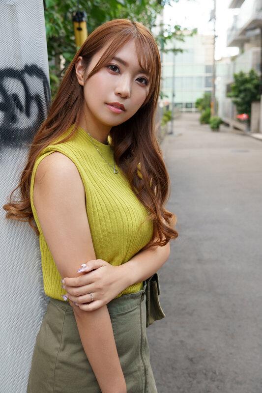 THE ドキュメント 本能丸出しでする絶頂SEX エロBODY若妻が極太チ〇ポで脳イキ乱交トリップ 和久井美兎 サンプル画像 1