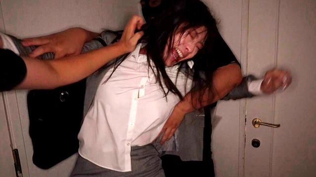 一人暮らしの美女を狙う鬼畜レ〇プ集団自宅押込み中出し性交 絶望無限地獄編 サンプル画像 19