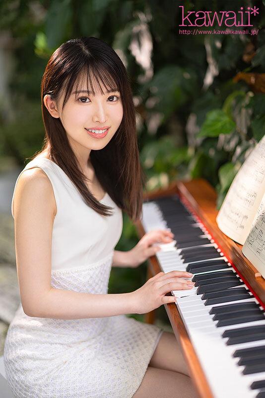 九州の某私立中等部 現役音楽教師 茅野華 AV DEBUT 生徒の皆さん音楽室で大人しい先生はこんなにもエッチです。 サンプル画像 1