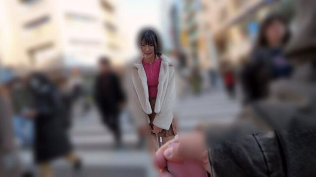 恥辱、陵●、とびっこ装着・繁華街デート！32 虹村ゆみ サンプル画像 4