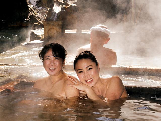 六十路熟女の膣に中出し8 昭和の熟女は輝いていた！ サンプル画像 5