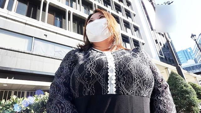ぽっちゃり好きハンターが過去一番エグかった爆乳人妻さん、流出します。朋美（34歳/K-cup） サンプル画像 3