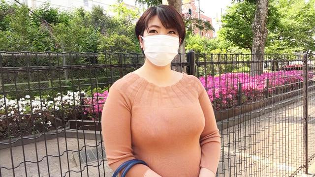 日韓ハーフ爆乳妻、セックスレス10年の時を経てAV DEBUT 晴山ひとは（42歳） サンプル画像 2