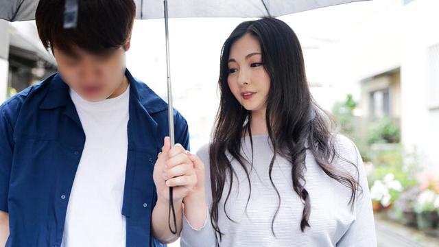 Kカップ爆乳人妻 ～旦那が出張中、出逢い系サイトで知り合った年下男を自宅に連れ込んでの2泊3日の情事～ サンプル画像 11